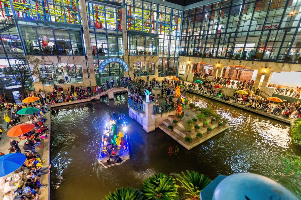 Shops at RiverCenter San Antonio Texas Ben Ashkenazy property
