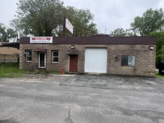 FOR LEASE: W. Springfield Light Industrial Building