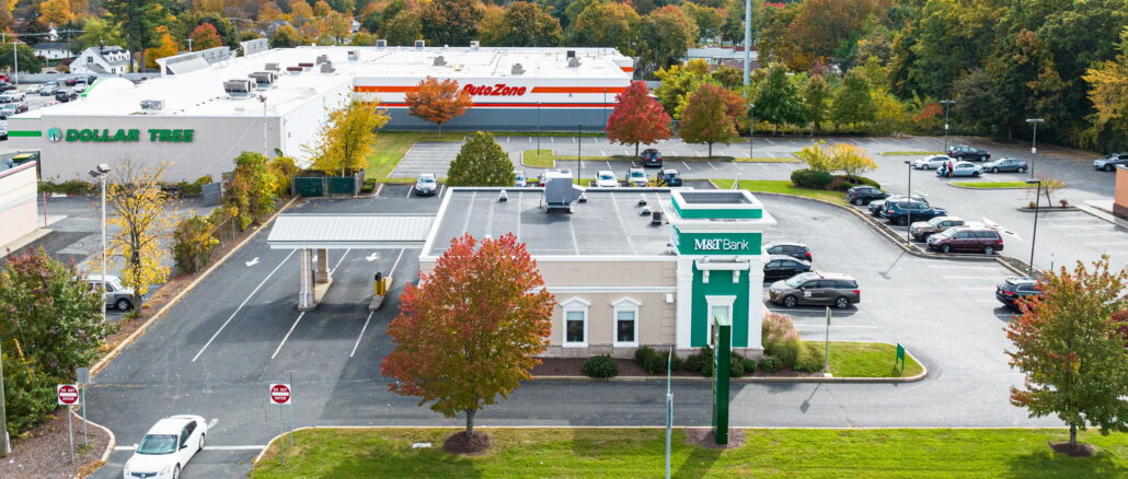 The Role of Artificial Intelligence in Commercial Real Estate The Role of Artificial Intelligence in Commercial Real Estate
