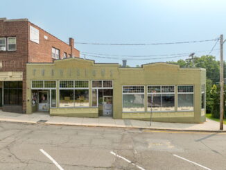 FOR LEASE: Prime Northampton Retail