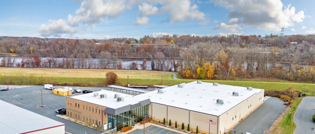 FOR LEASE: Highway Oriented Industrial Facility